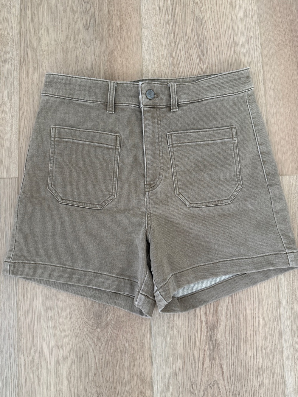 Faherty Stretch Terry Patch Pocket
Shorts Taupe Size 27